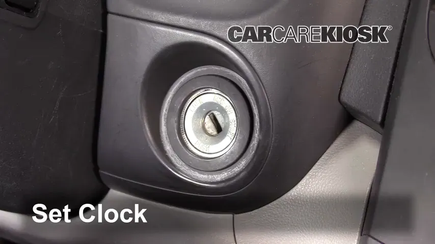 2008 Hyundai Entourage GLS 3.8L V6 Clock